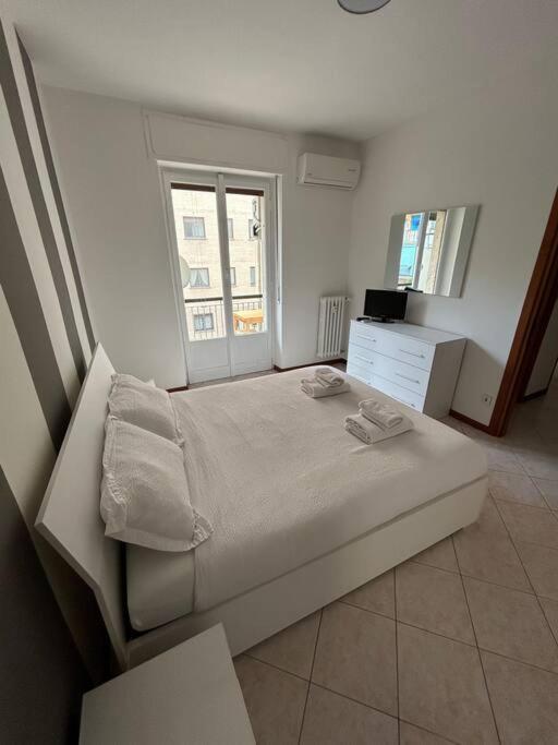 Cozy Apartment San Siro - Fiera Milão Exterior foto