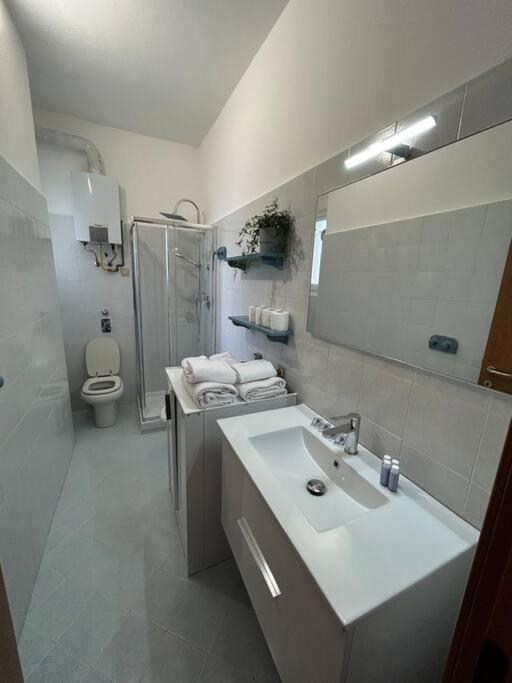 Cozy Apartment San Siro - Fiera Milão Exterior foto